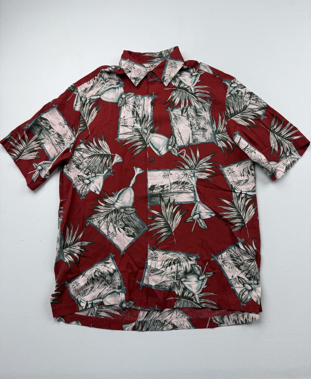 Caribbean Shirt Mens Medium Red Tropical Short Sleeve Silk Hawaiian Button Up